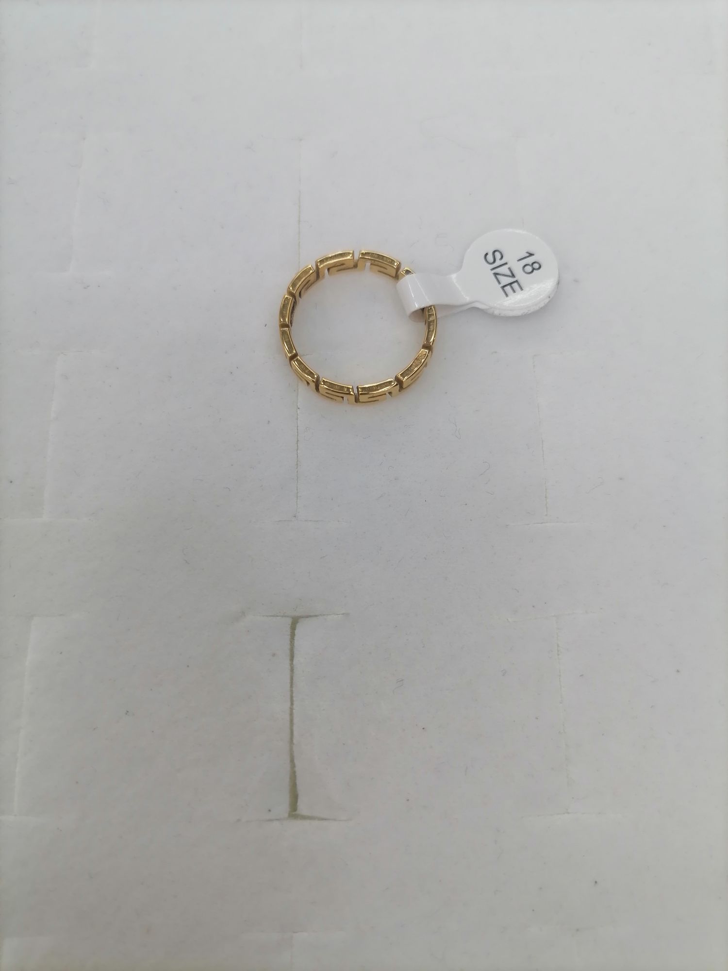 Titanium steel golden hollowed-out shoe-shaped ring detail image 2