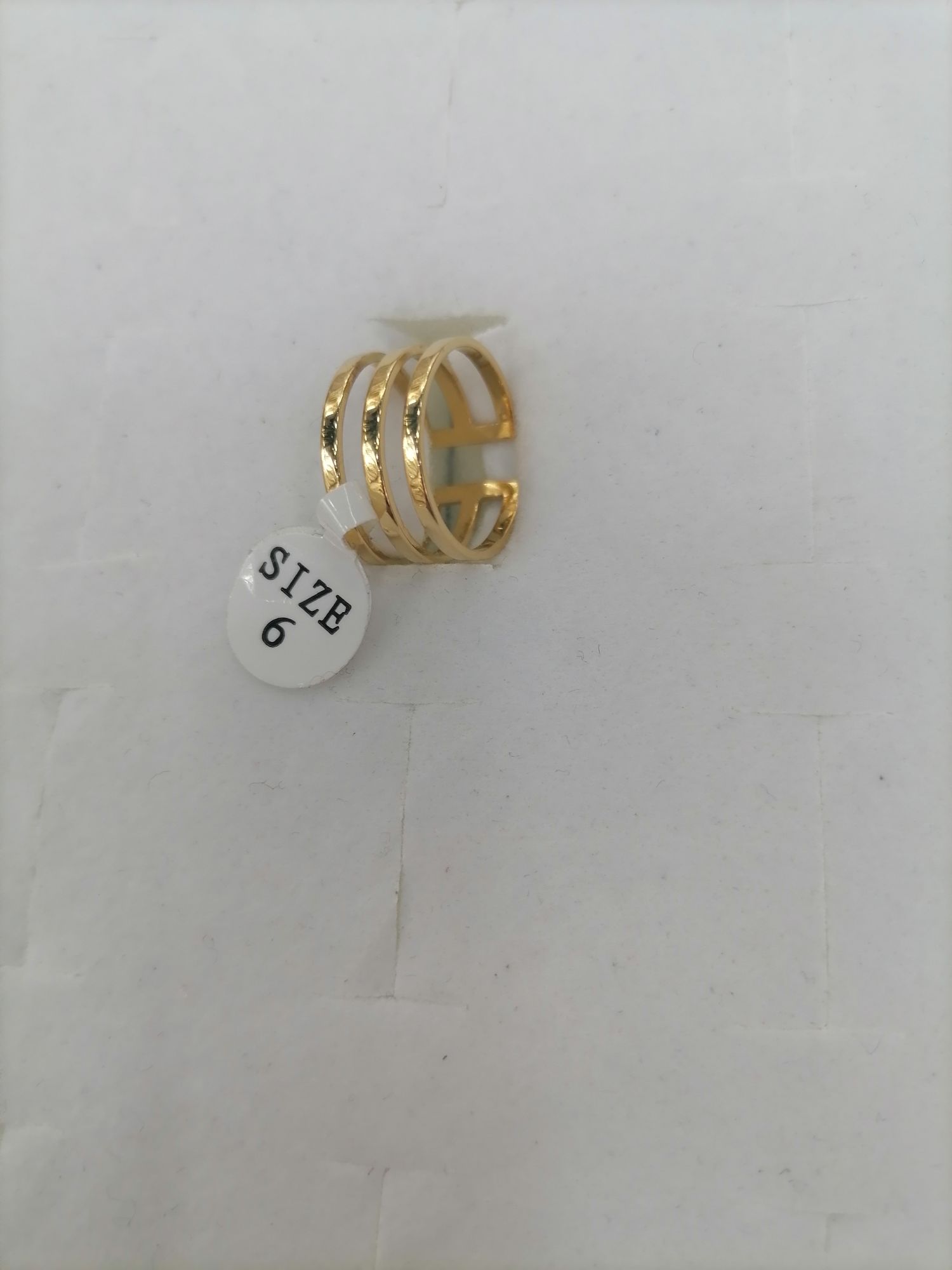 Titanium steel golden hollowed-out three-layer wire arrangement open ring details Picture