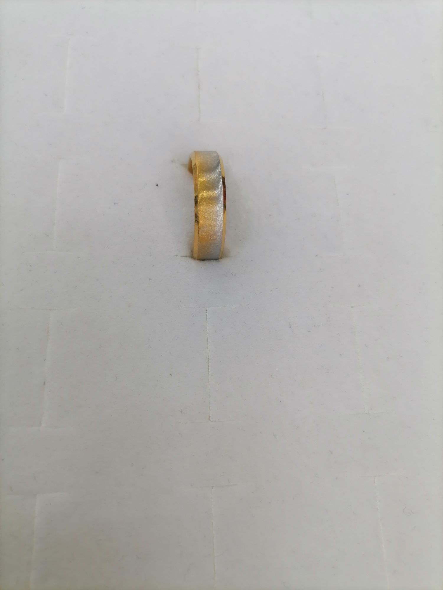 Titanium steel gradient gold dyed ring