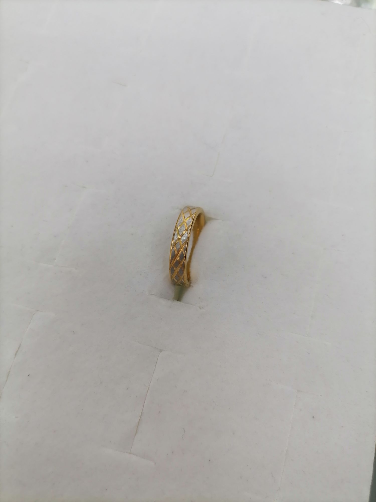 Titanium steel gradient gold X cross design ring