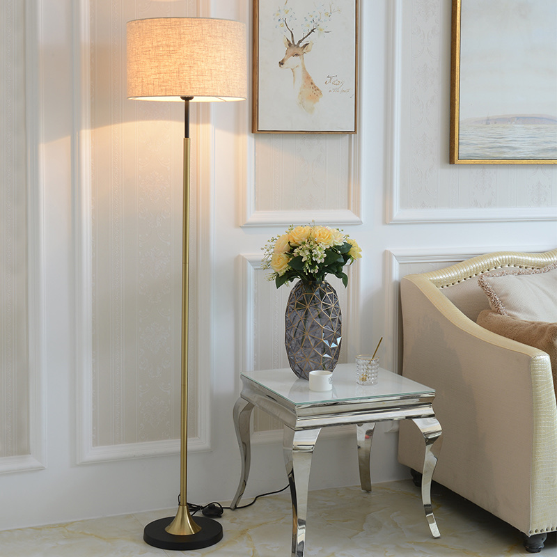 Extremely simple floor lamp