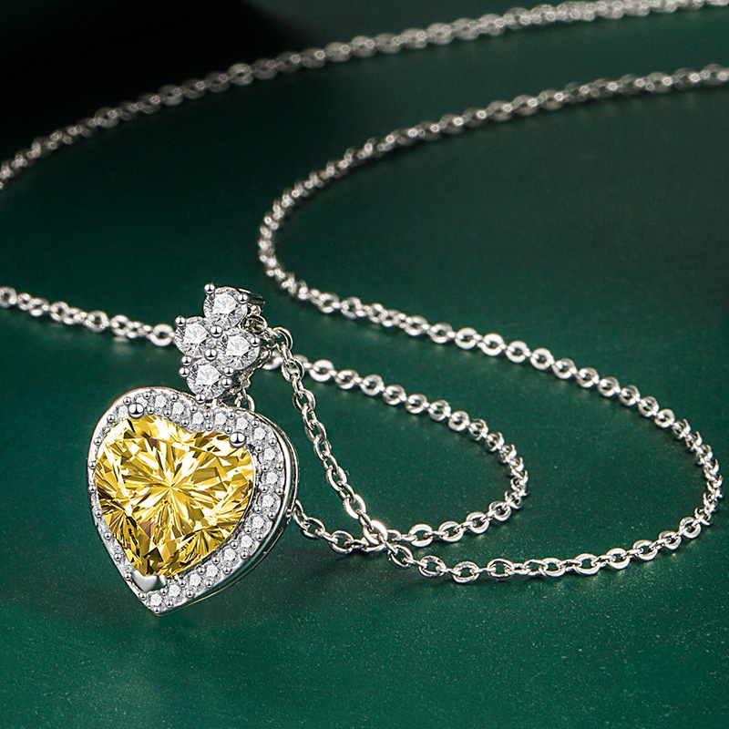 Live-streaming heart-shaped purple crystal pendant, pink diamond necklace jewelry and accessories for women, manufacturer Application Scenario