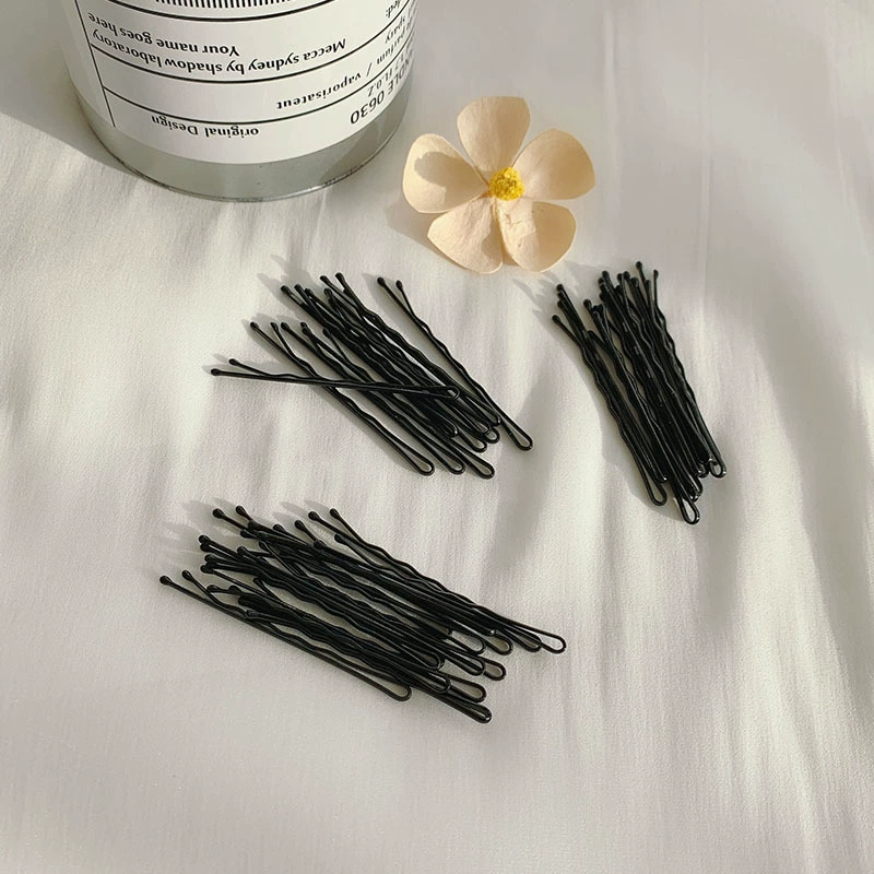 Great value! 100 pieces ~ Popular black basic one-piece hair clips, side clips for broken bangs, versatile headwear and hair accessories Item Picture