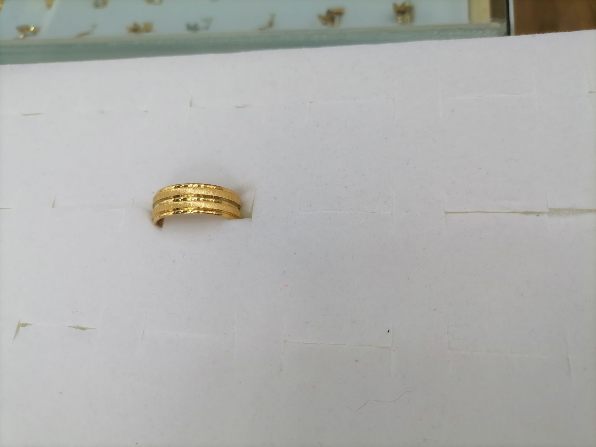 Titanium steel gold double-layer frosted three-layer smooth plate mid-wide ring Specification image