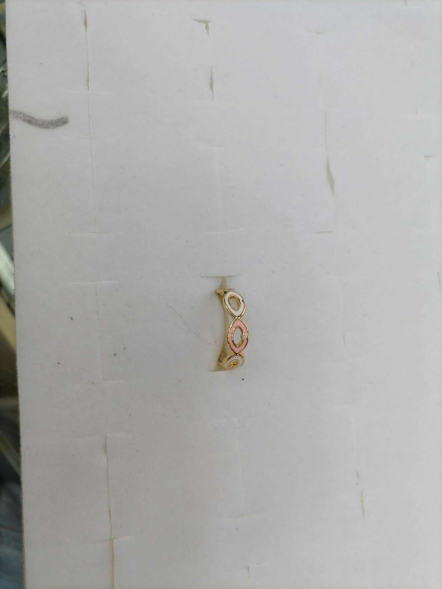 Titanium steel gold oil drip, double white and one pink lip design open ring
