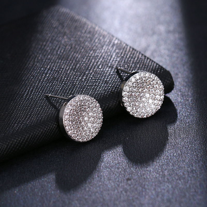 New European and American style retro round stud earrings, fashionable and elegant, high-end full diamond earrings, factory direct sales and wholesale