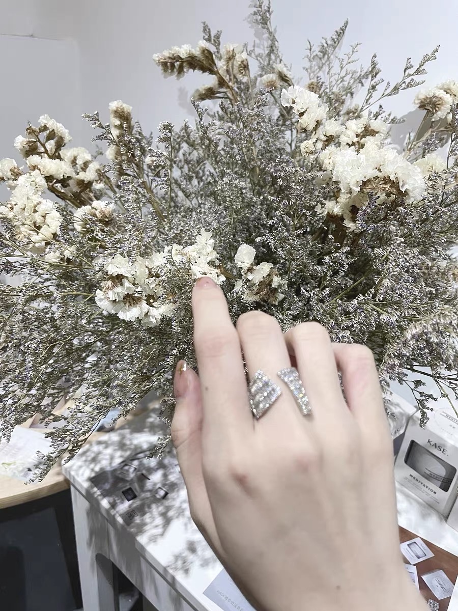 6 Zircon ring Women's simple ring, unique design sense, niche Korean fairy organ only -1061
