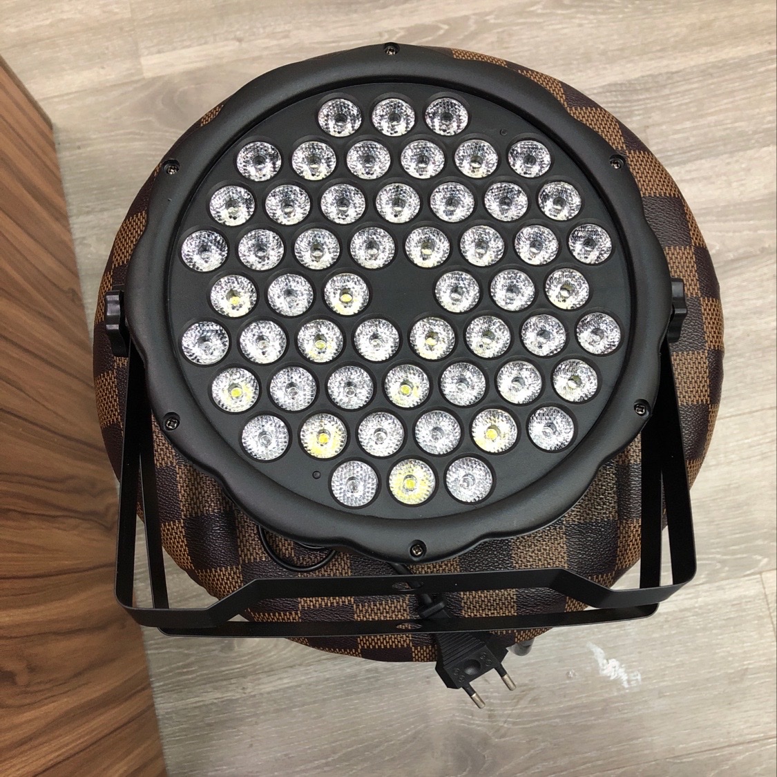 54灯紫光帕灯 LED舞台灯