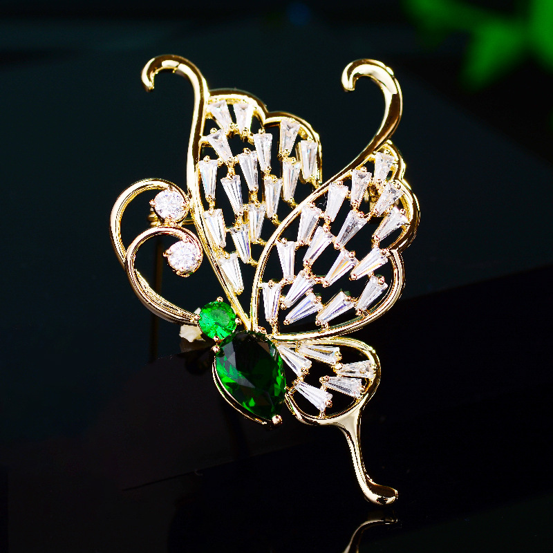 Korean style fashion zircon butterfly fluttering brooch, creative, elegant and grand clothing accessories, cheongsam dress, clothing accessories detail image 4