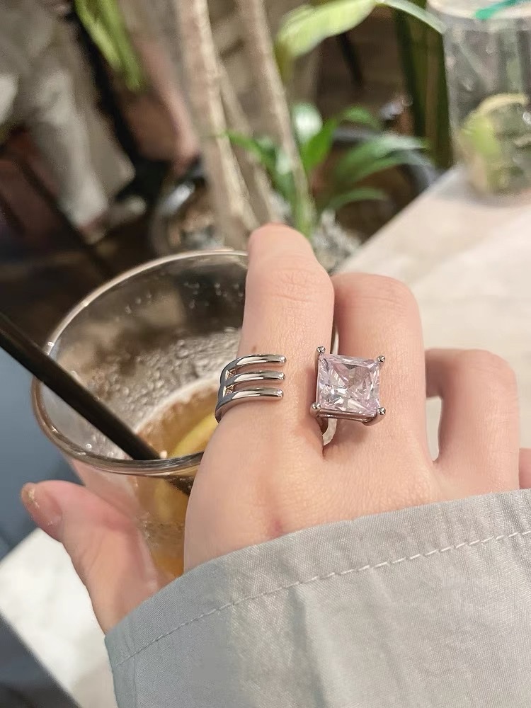 Zircon ring for women, a versatile and simple ring with a unique design and a niche Korean fairy organ style - only -1091 Item Picture