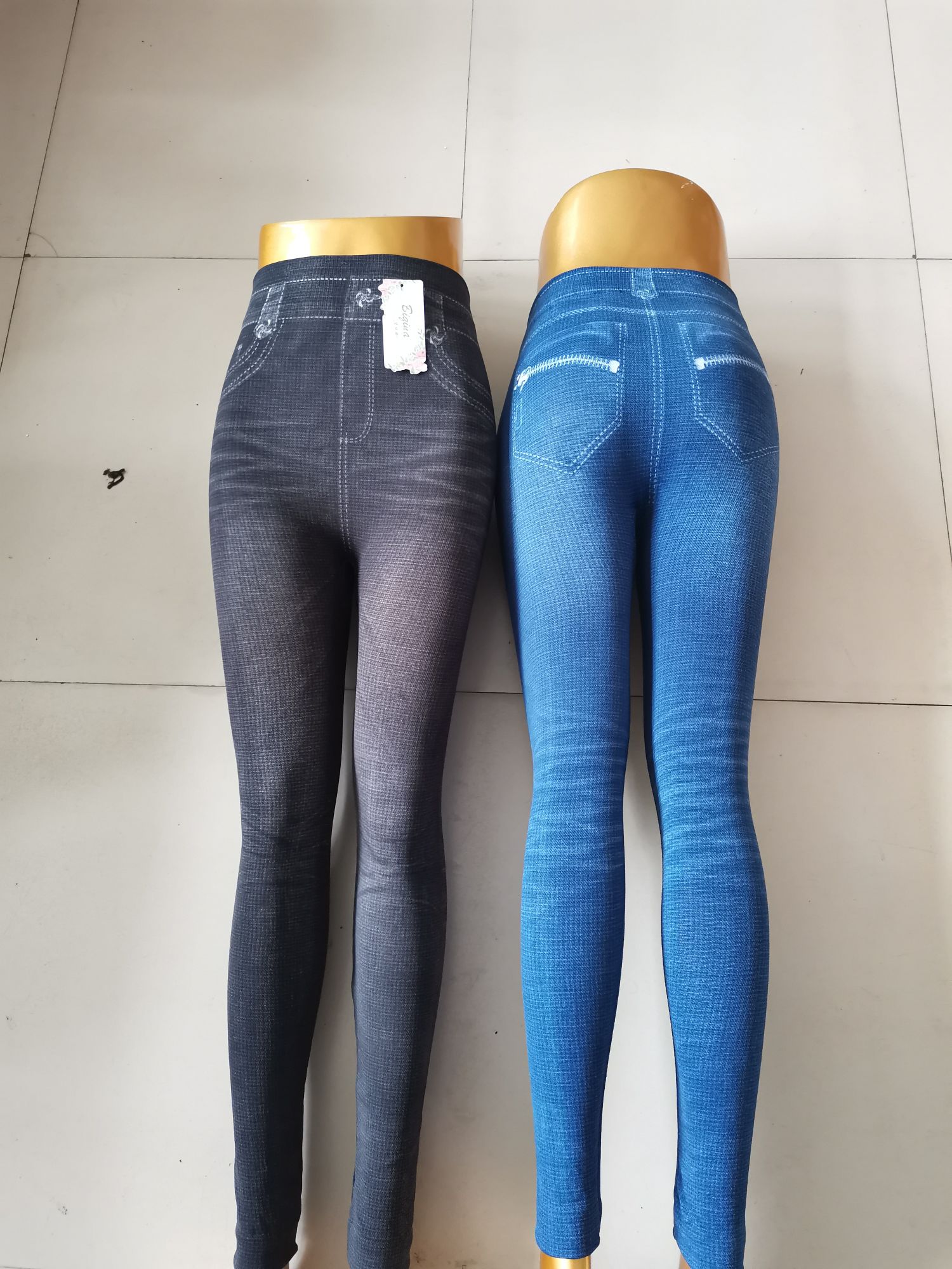 针织打底裤产品图