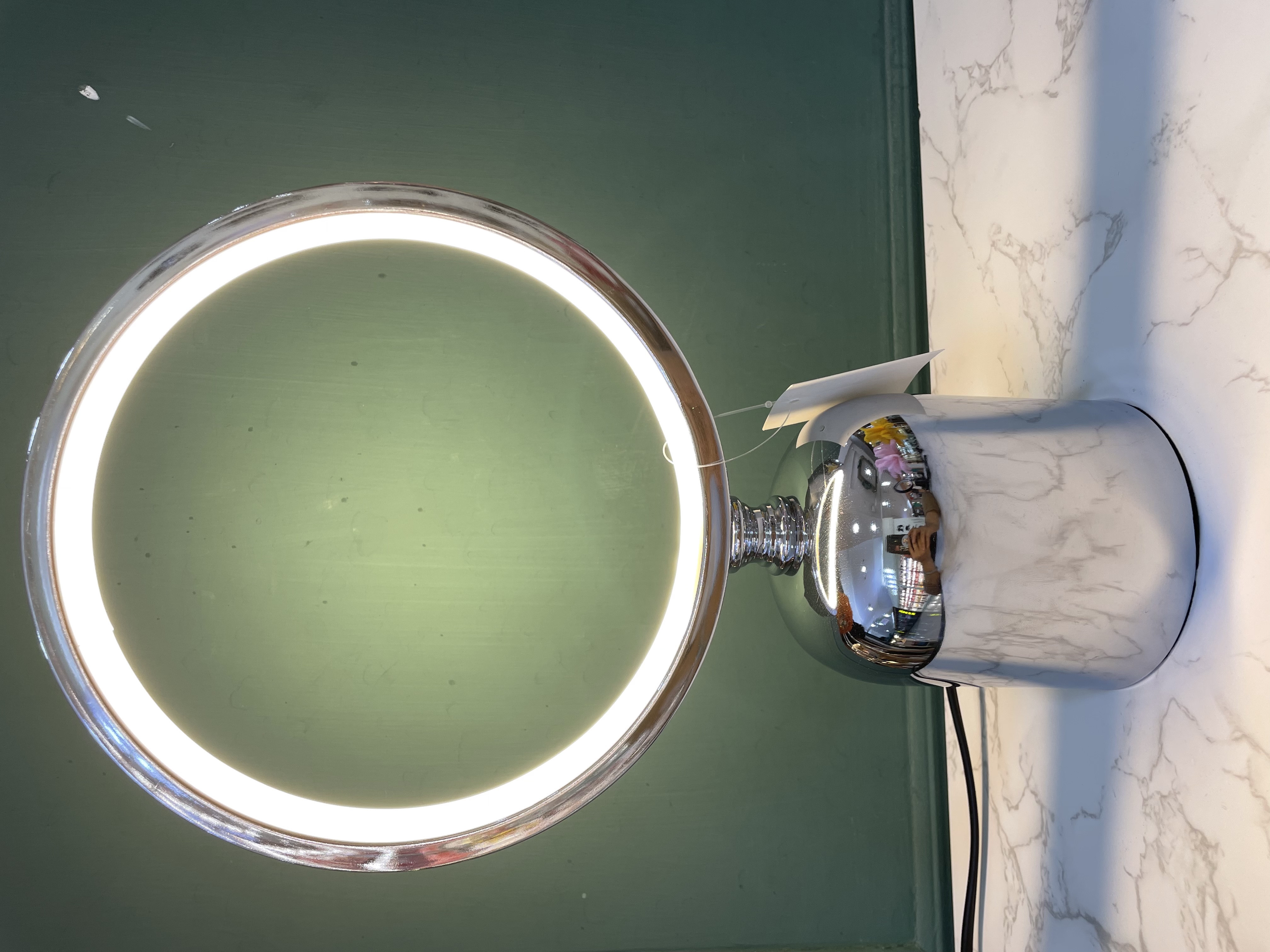 Modern LED desk lamp details Picture