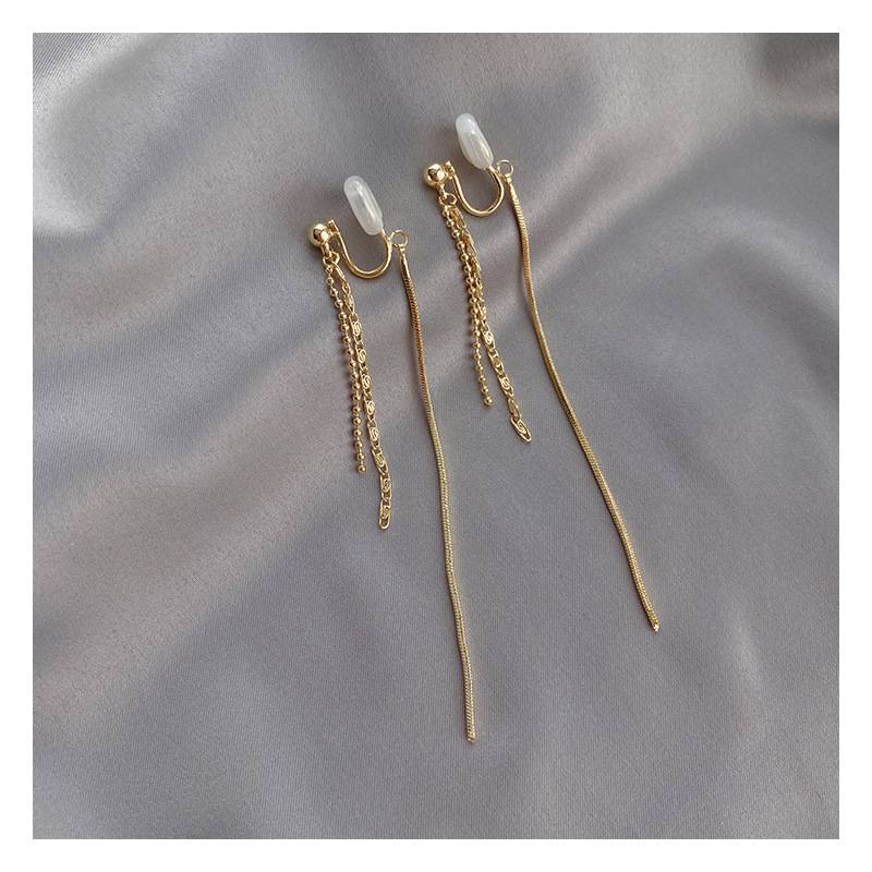 Painless ear clips, no ear holes, long tassel chain for women, high-end, retro French, simple and slimming, elegant earrings