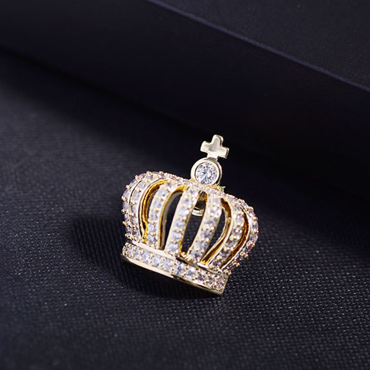 Korean and Japanese zircon brooch, simple and fashionable crown brooch, anti-exposure collar pin