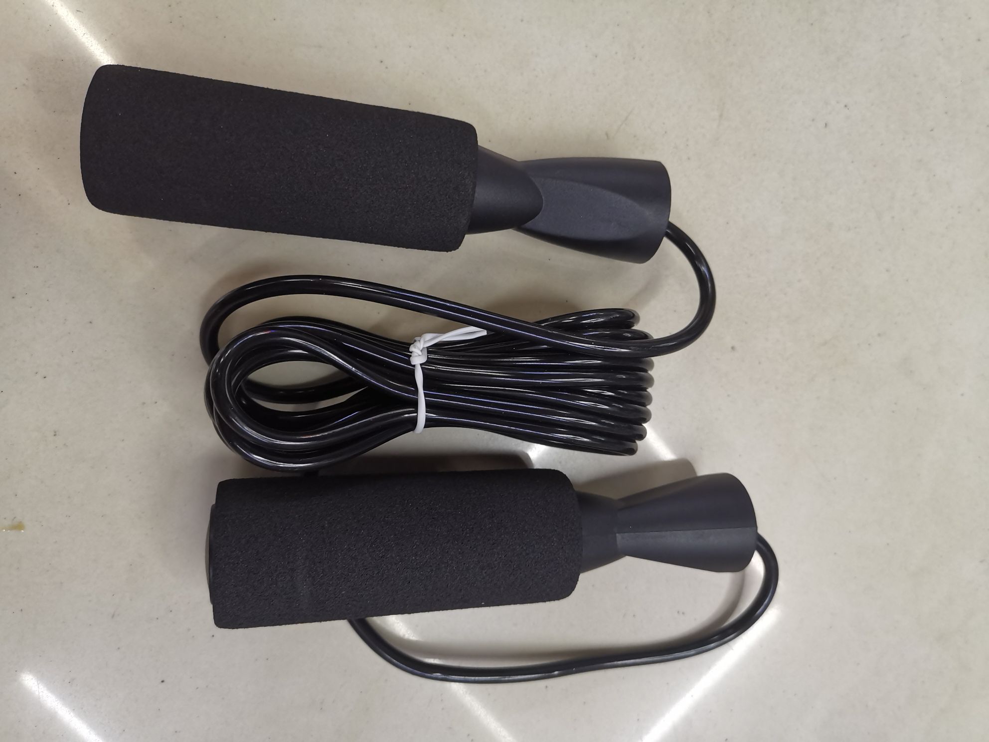 可调节轴承跳绳成人运动男女学生健身体育考试PVC海绵柄跳绳