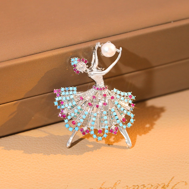 Pearl Ballet Girl Brooch 2022 New Summer Anti-Glare Pin detail image 6