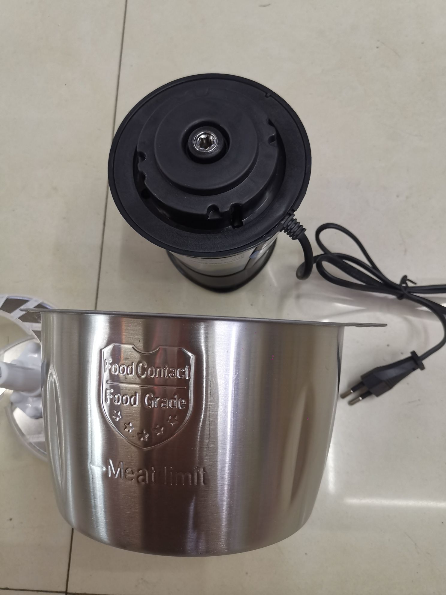 Stainless steel 2L meat grinder, household multi-functional electric small fully automatic cooking, filling and vegetable crushing mixer detail image 11
