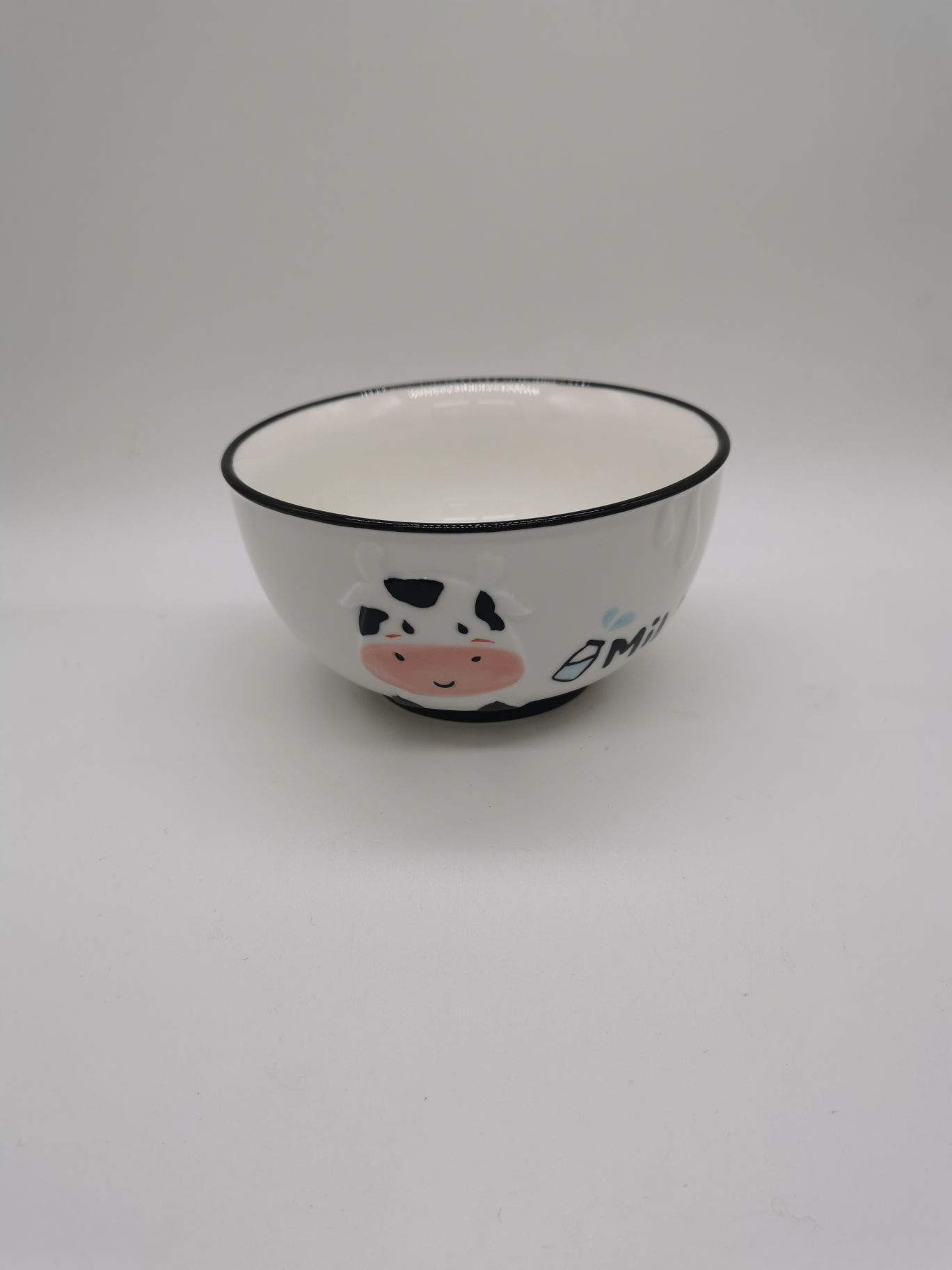 陶瓷卡通奶牛手彩碗