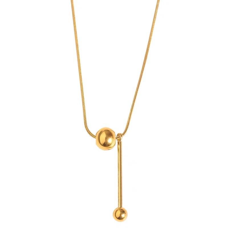 The 2022 new style of women's high-end design, niche and light luxury collarbone chain, fashionable titanium steel, does not fade Application Scenario