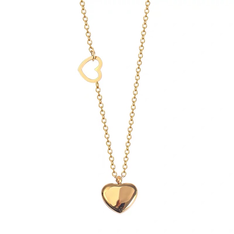 Love Necklace 2021 New Style Women's high-end design sense, Niche 18k gold titanium steel collarbone chain, no color fading 2022 Application Scenario