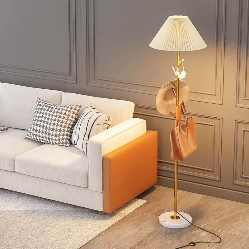 Hanging bag floor lamp Item Picture