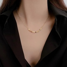 碎银子项链2022年新款女高级设计感小众金色锁骨链时尚钛钢不掉色