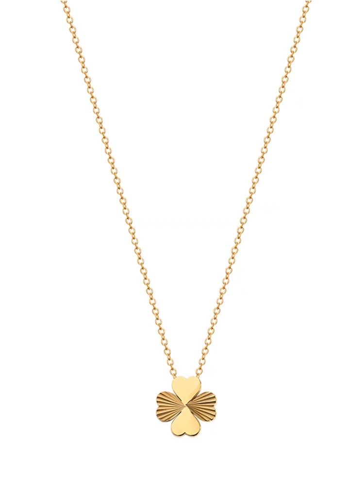 Four-leaf Clover necklace 2022 New Women's Summer 18k gold collarbone chain, popular and high-end, titanium steel, does not fade 2021 Application Scenario