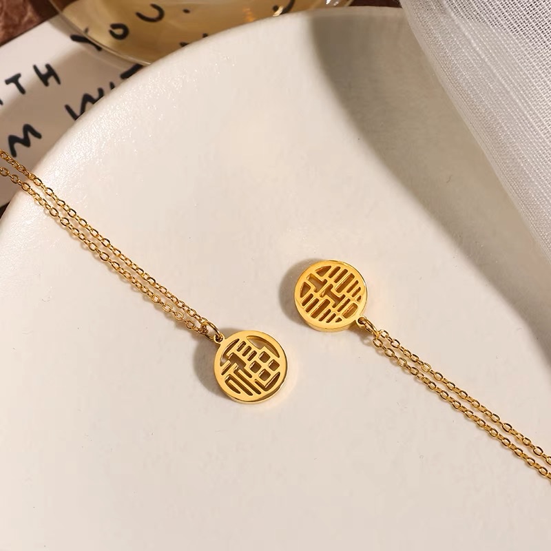 Xiaofu brand necklace 2022 New style women's high-end, light luxury, niche "Xi" character collarbone, 18k gold titanium steel, no color fading Specification image