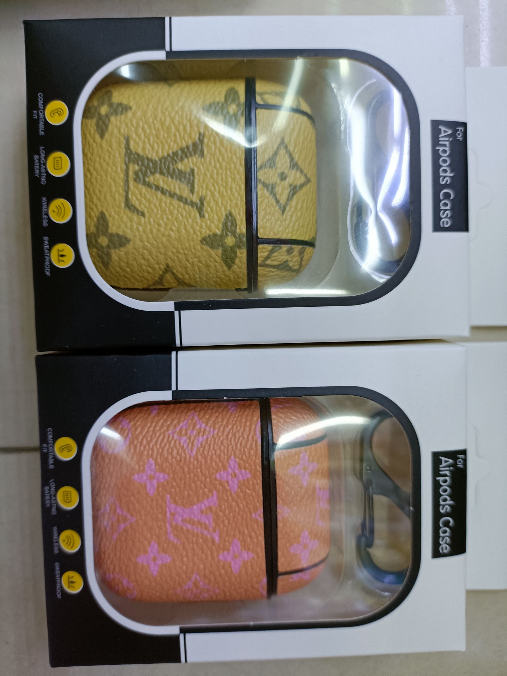 Leather-attached Bluetooth headphone case detail image 8