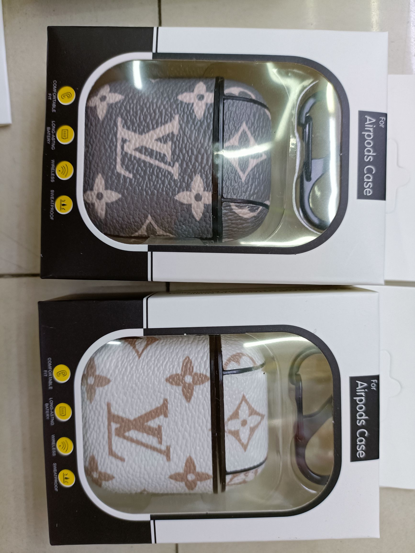 Leather-attached Bluetooth headphone case detail image 9