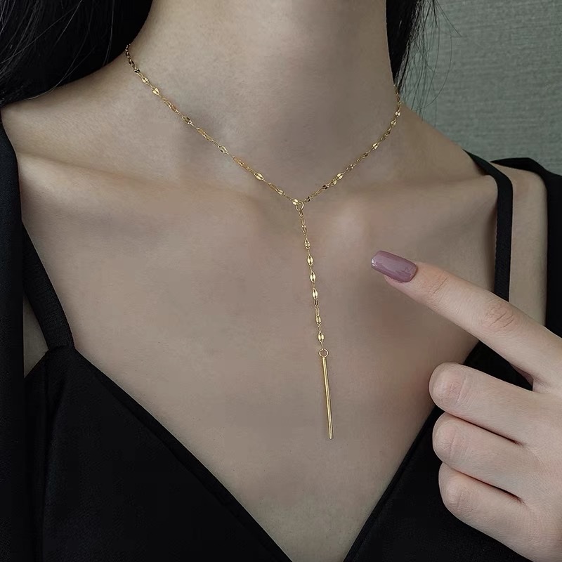 Y-shaped necklace 2022 new women's summer 18k gold necklace, plain chain, high-end feel, titanium steel collarbone chain, Internet celebrity, no color fading