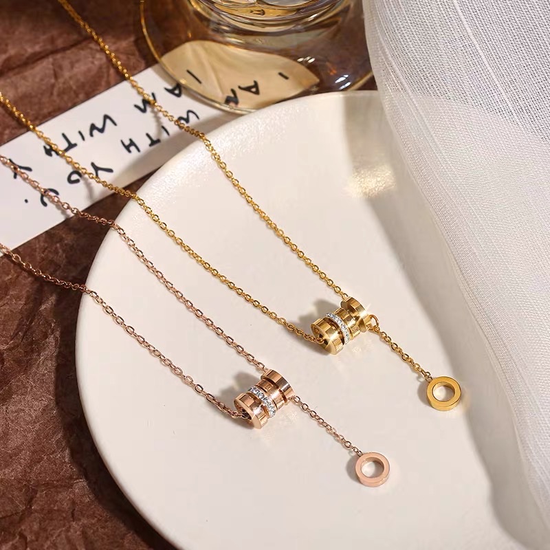 18k gold Mini Waist necklace, 2022 new women's summer titanium steel collarbone chain, high-end feel, no color fading, suitable for wearing while taking a bath details Picture