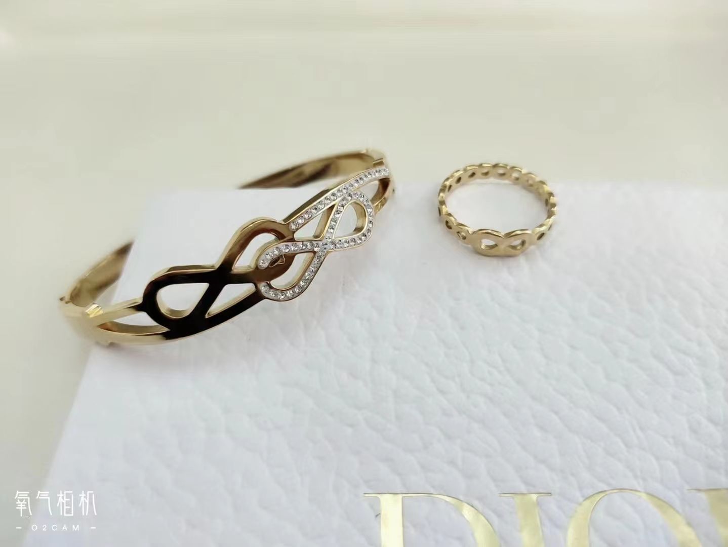 A niche design bracelet with a ring, a titanium steel non-fading jewelry for women, 2022 new style. A summer gift for your best friend