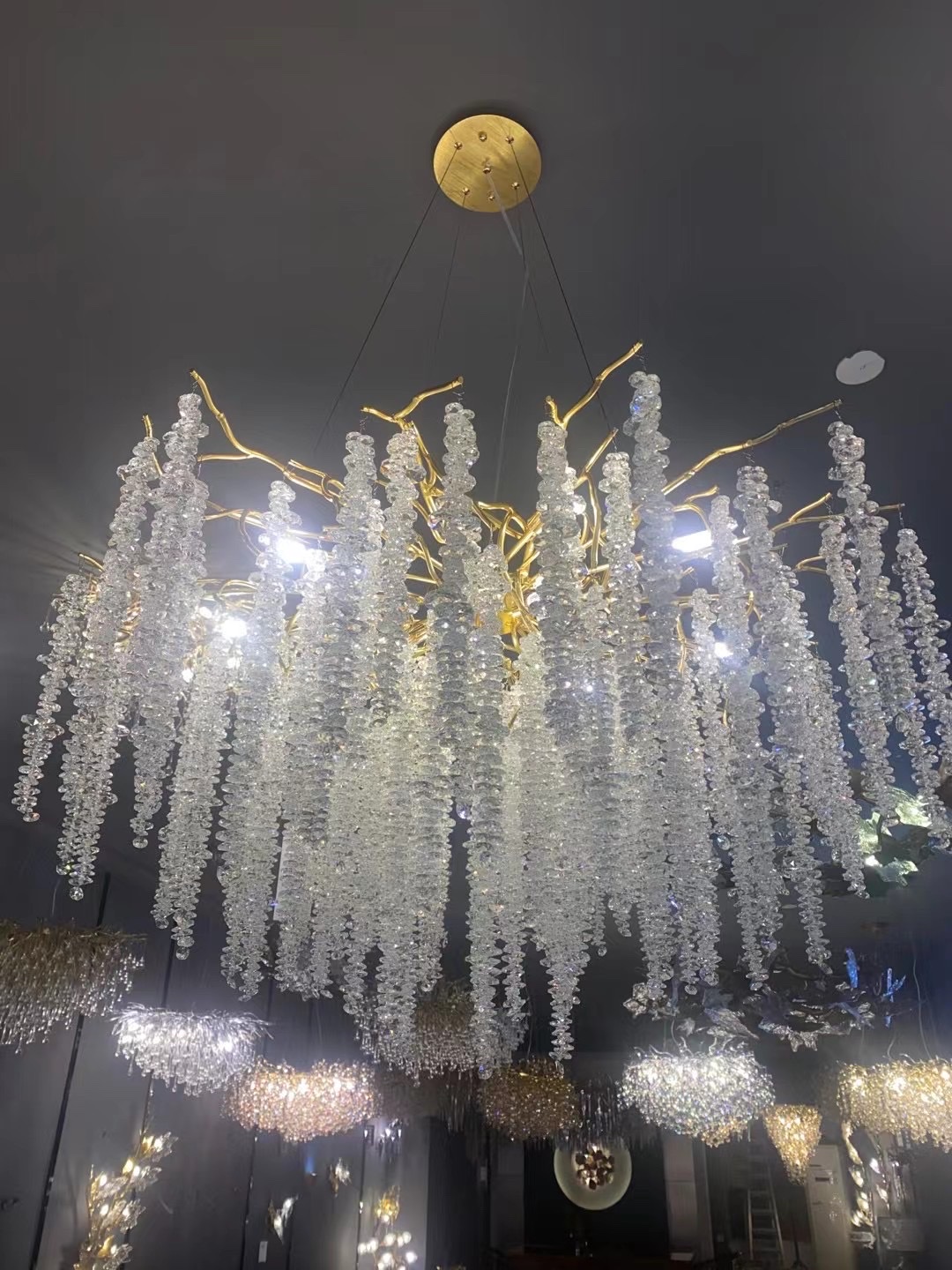 Crystal aluminum branch chandelier details Picture