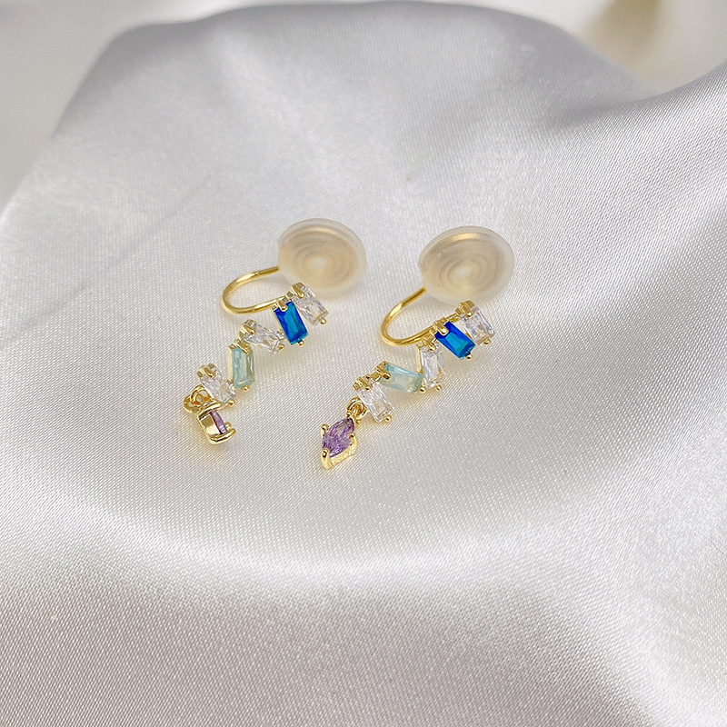 Colorful and simple small pendant mosquito repellent coil ear clips, cute and niche design sense, no ear hole earrings, painless earrings detail image 3