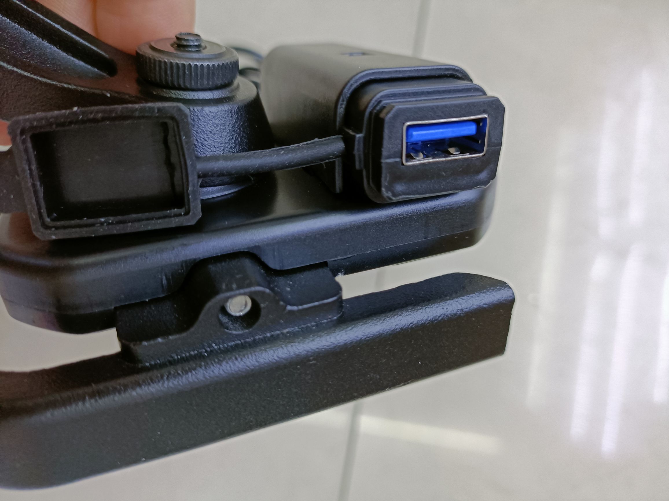 摩托车带充电手机支架 摩托车带线详情图9