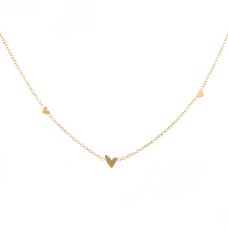 2022 Simple 3-heart-shaped necklace collarbone chain for women's summer, cold style, niche luxury and non-fading Valentine's Day Application Scenario