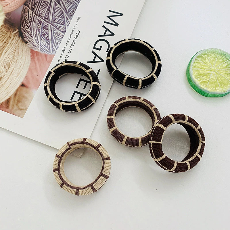 High-elasticity and durable hair tie, popular thick hair band, simple hair tie, black hair band detail image 2
