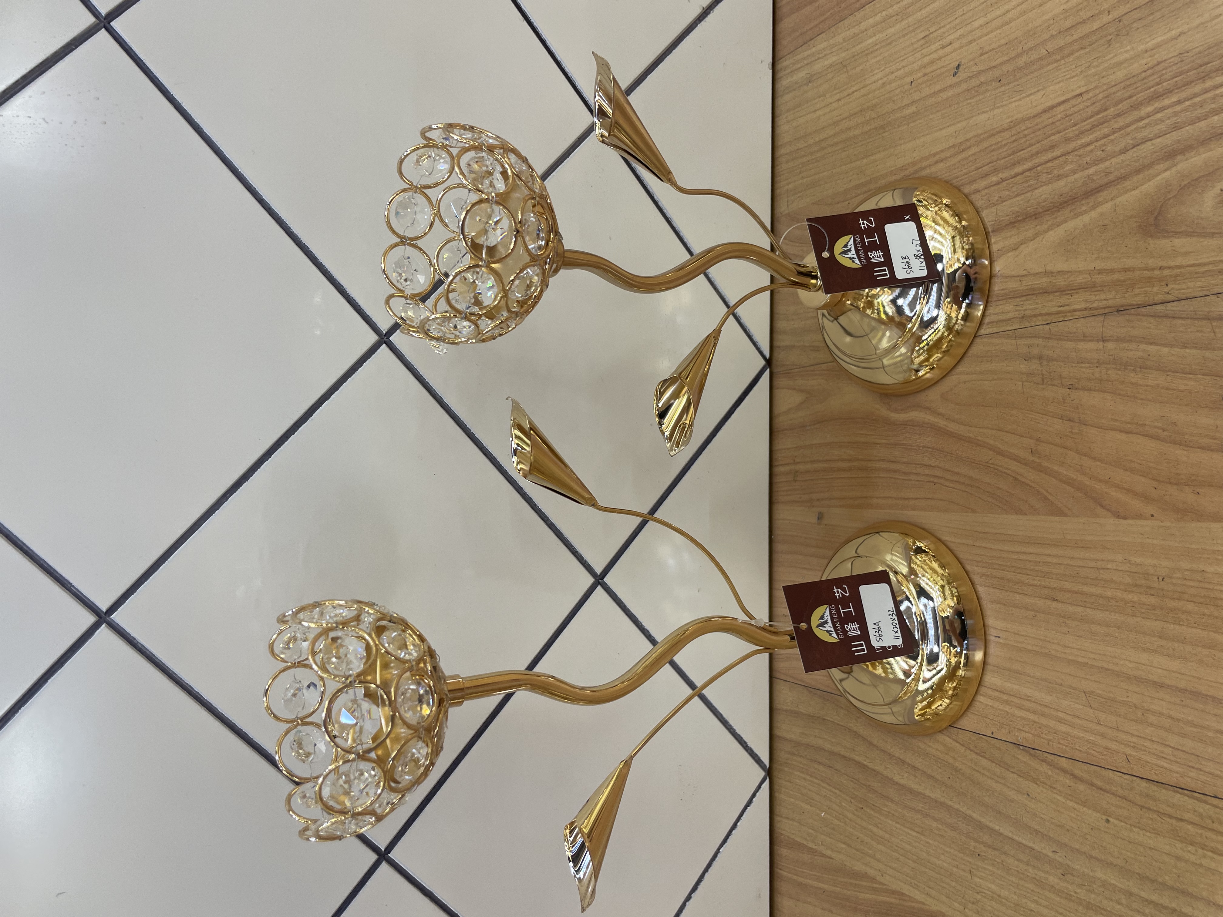 金属工艺品/合金烛台/烛台白底实物图