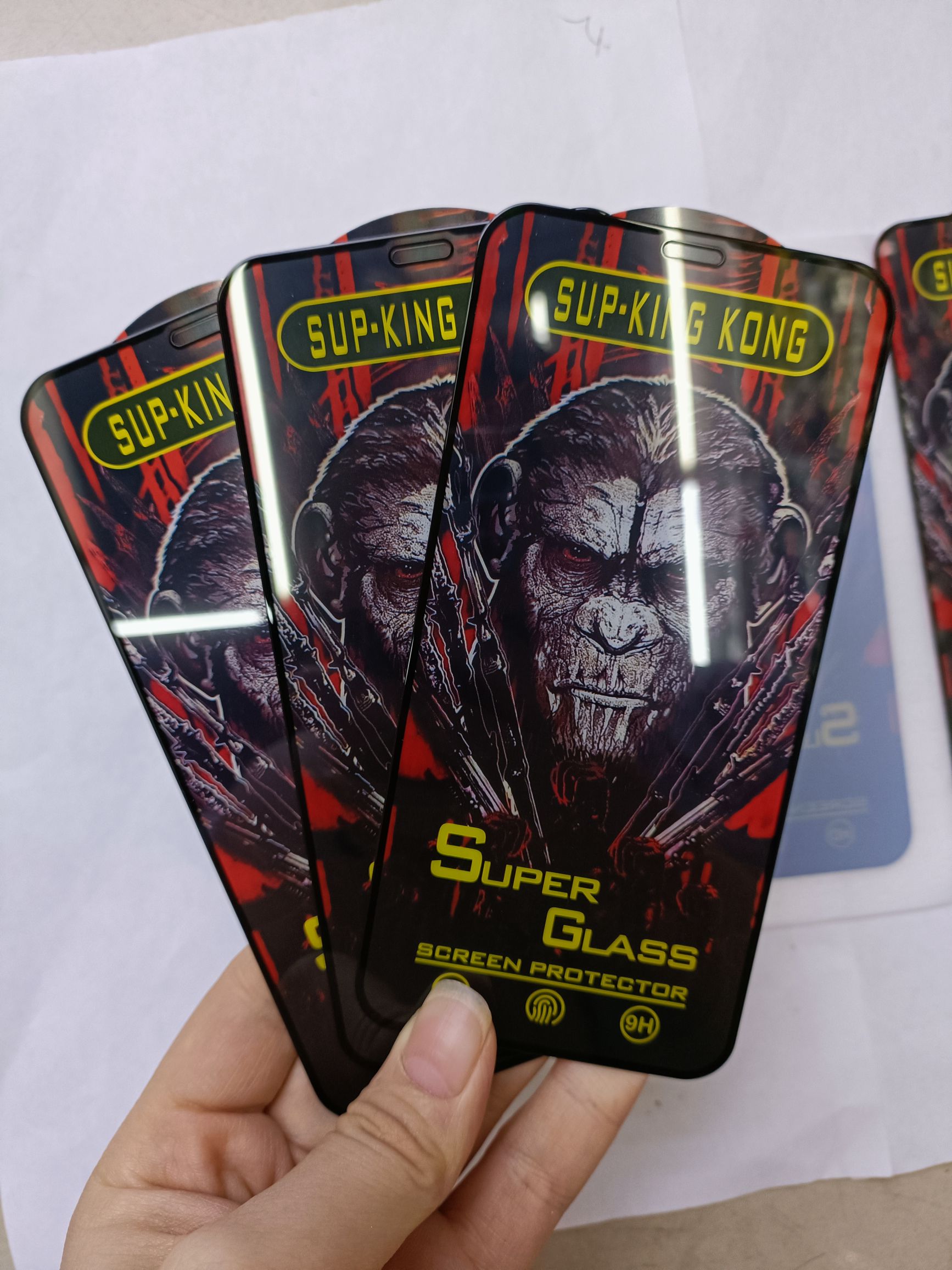 Monkey Head mobile phone tempered film details Picture