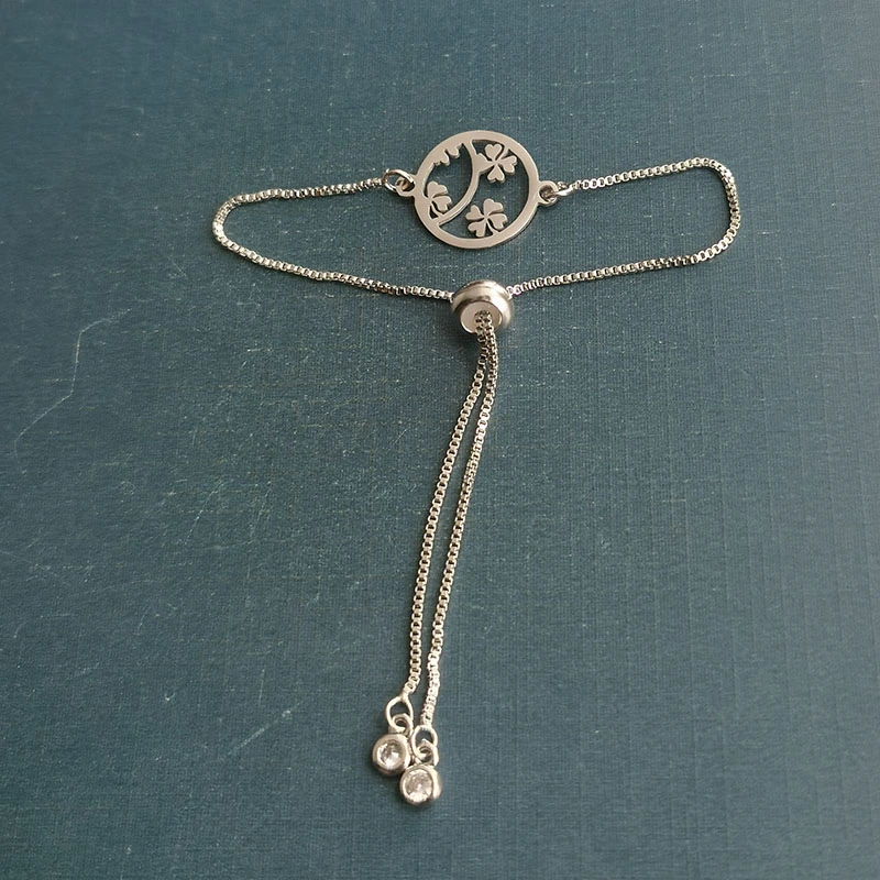 European and American golden copper bracelets, stainless steel pendants, four-leaf clovers, titanium steel DIY jewelry accessories factory direct sales detail image 3