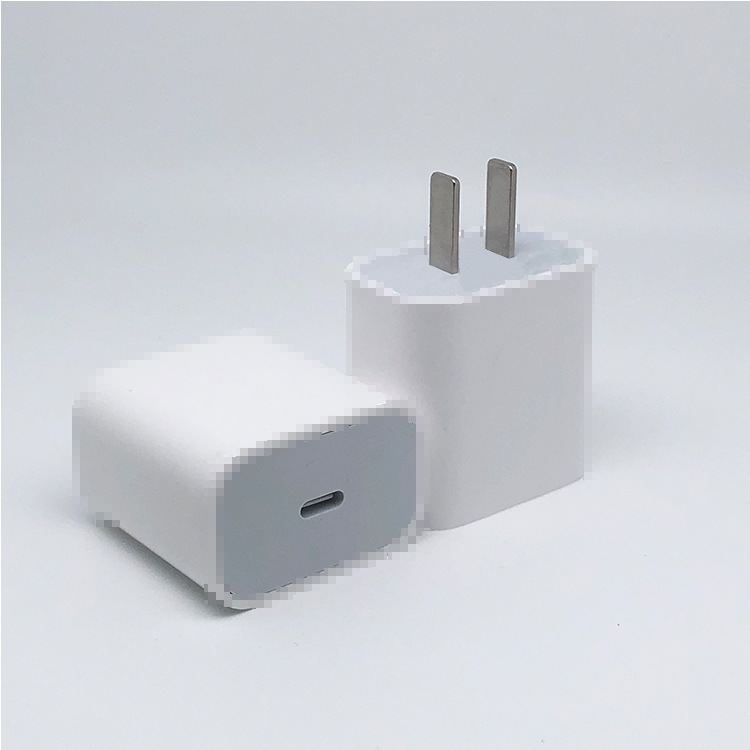 Estándar europeo y americano PD cabeza de carga rápida 12W/18W/20w cabeza de carga de teléfono móvil estándar europeo aplicable apple 12 iPhone13 dispositivo de carga rápida detail image 2