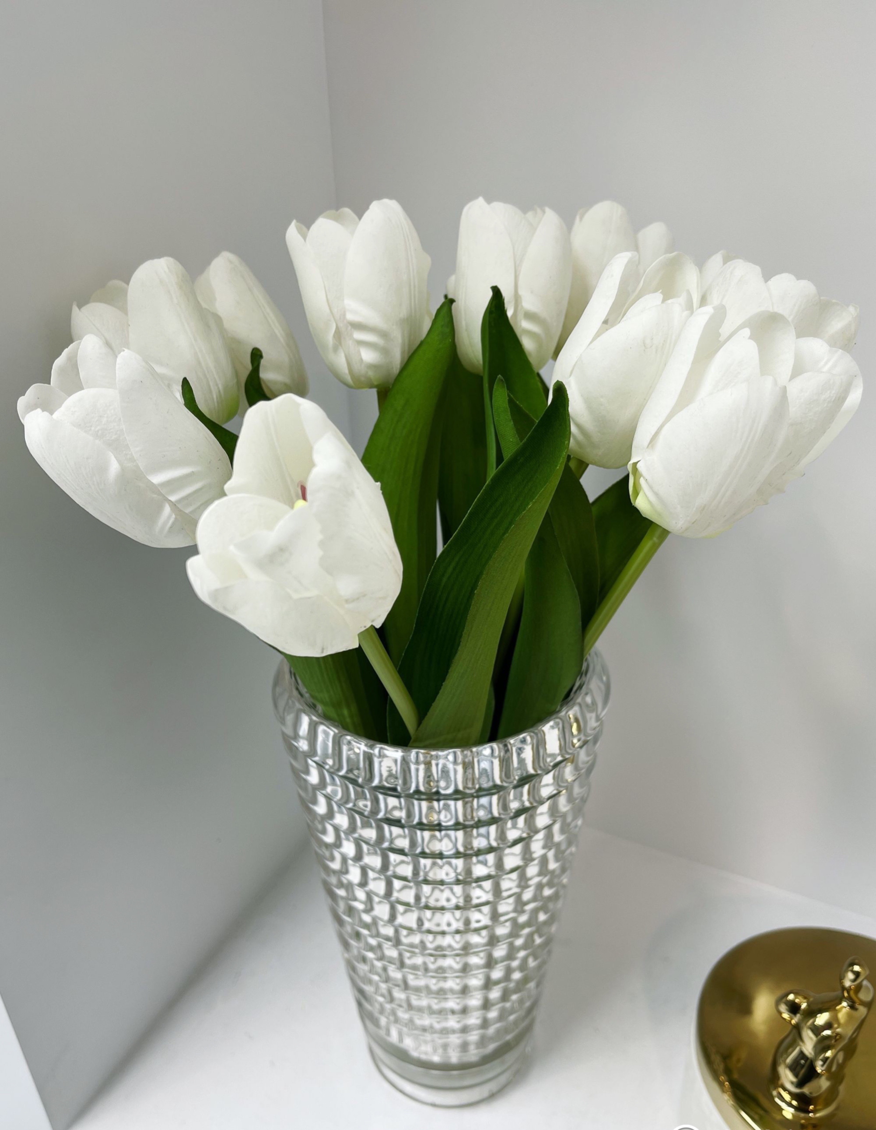 Round Baccarat glass vase Baccarat crystal glass vase Application Scenario