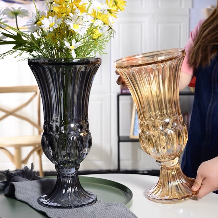 441 Wind lamp glass vase, crystal glass vase Application Scenario