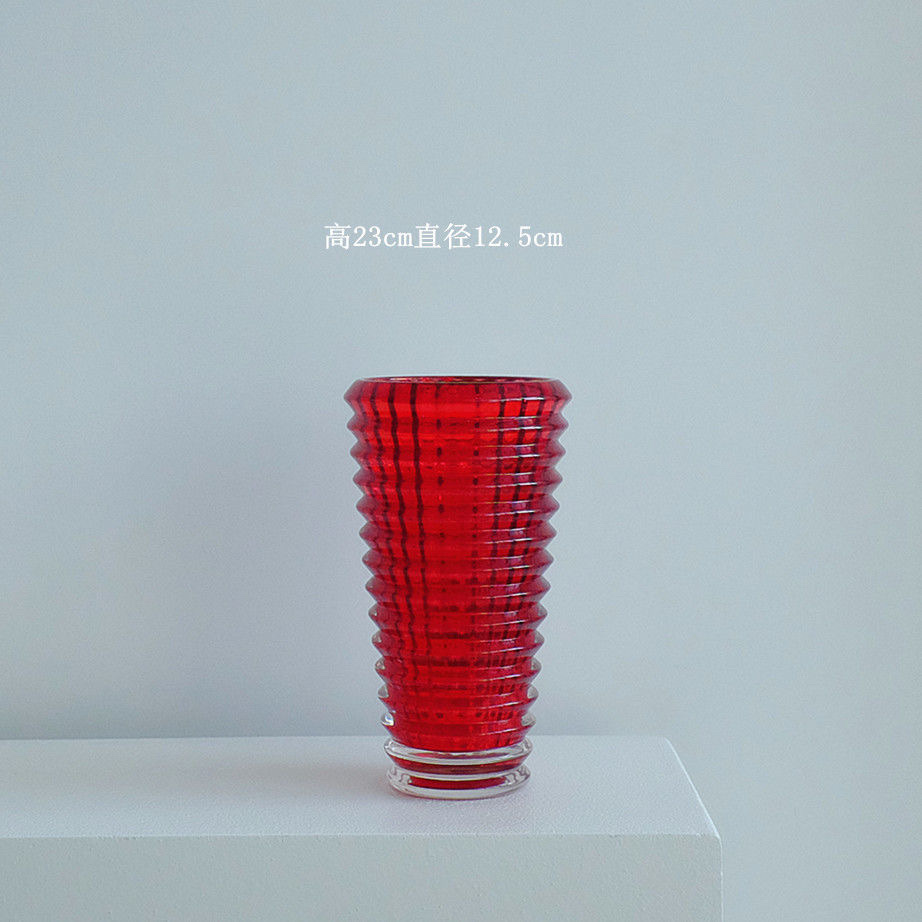 Custom-made crystal glass vases in circular Baccarat color for home decoration and creative home handicrafts