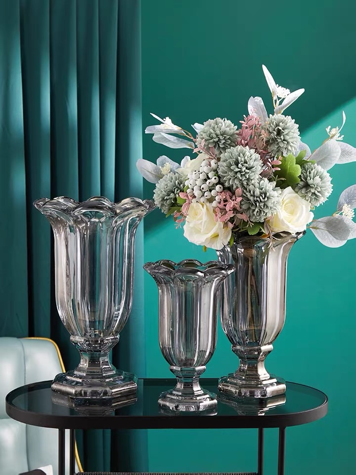 Eight-petal wind lamp glass vase, crystal glass vase, home decoration creative handicraft Specification image