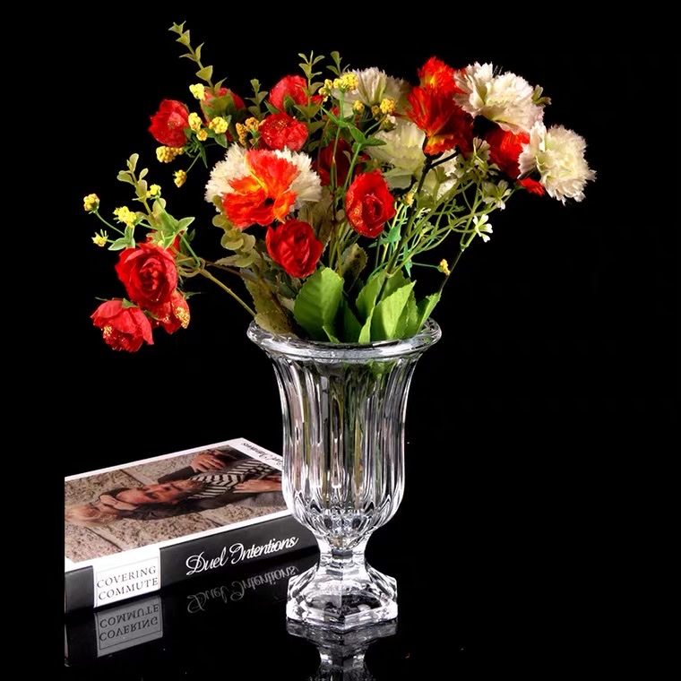 hp Foot series glass vases, crystal glass vases, home decoration, home creative handicrafts Application Scenario