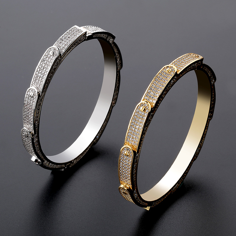 A cross-border bestseller on Amazon and ebay: A hip-hop men's wristband with zircon fully inlaid