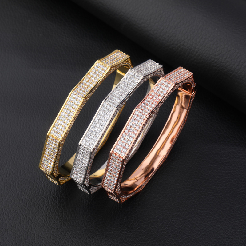 A best-selling polygonal full zircon jewelry bracelet on Amazon in Europe and America