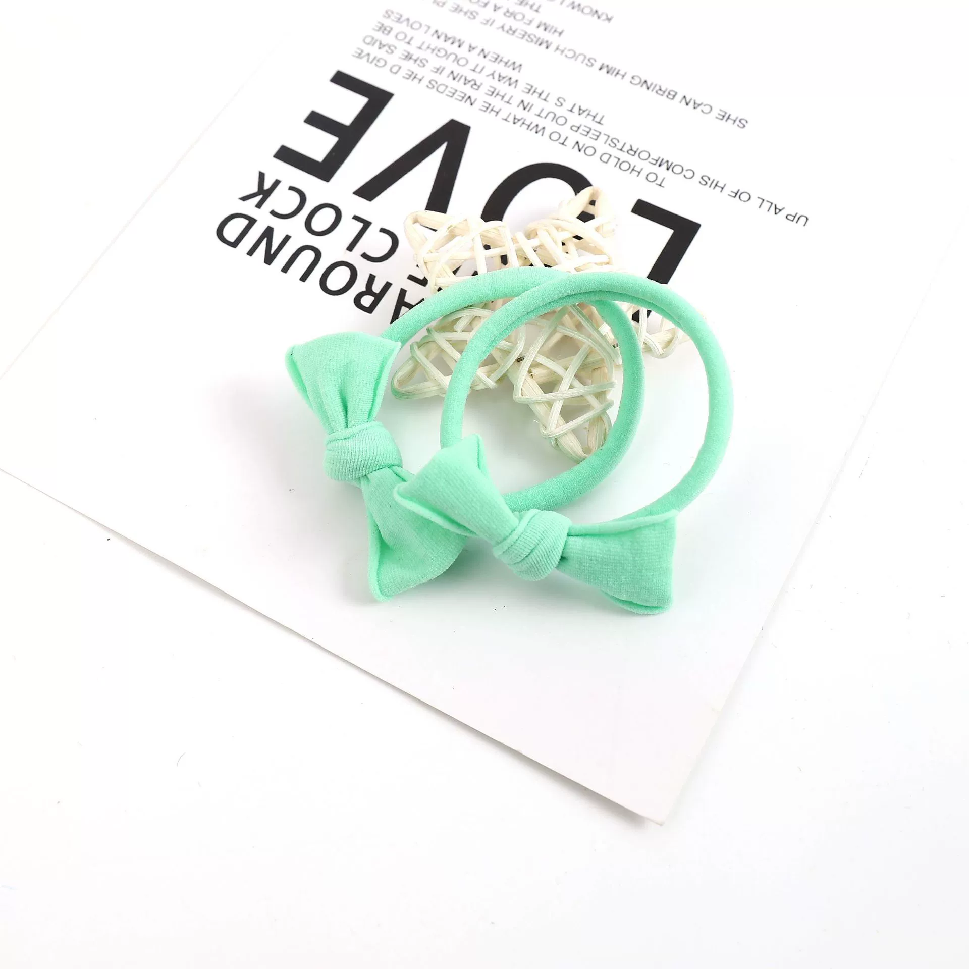 The new Korean version of the high-elasticity bow towel ring is a bestseller on Douyin. It's a fresh and simple hair tie that won't damage your hair detail image 7